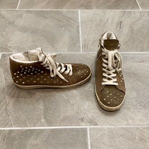 taupe studded steve maden zip high top shoes!